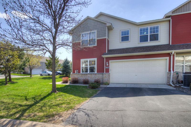 15652 Emerald Dr N #2, Hugo, MN 55038
