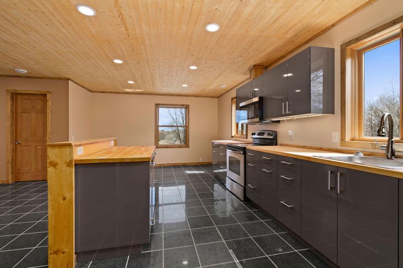 8293 County Road 144, Brainerd, MN 56401