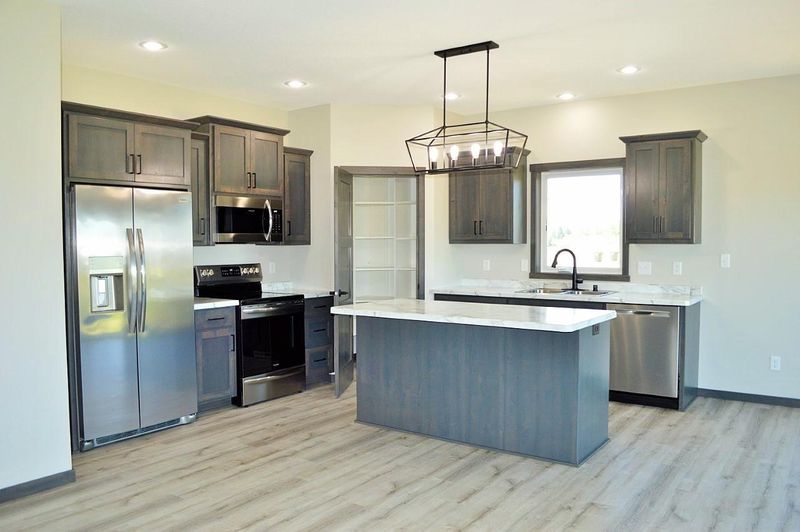 108 Winden Way, Avon, MN 56310