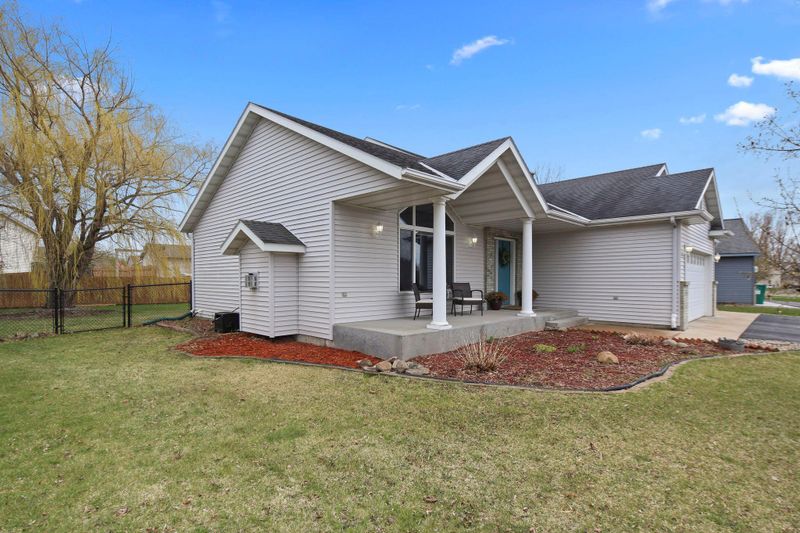 616 7th Ave S, Sartell, MN 56377