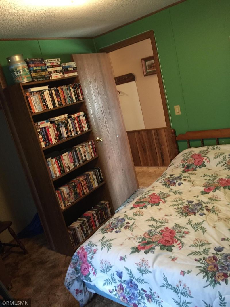 10115 N Lakeside Dr, Trego, WI 54888