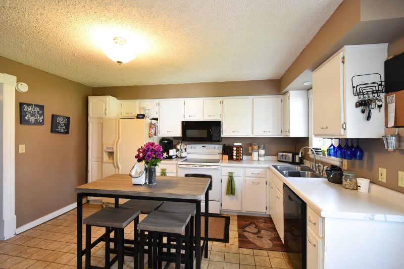 312 3rd Ave, Goodhue, MN 55027