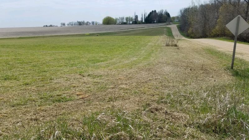 N3360 E Pine Creek Rd, Stockholm, WI 54769