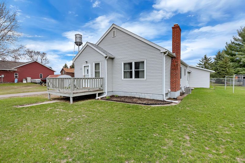 132 Grant Ave SW, Richmond, MN 56368