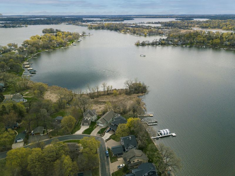 5008 Wren Rd, Mound, MN 55364
