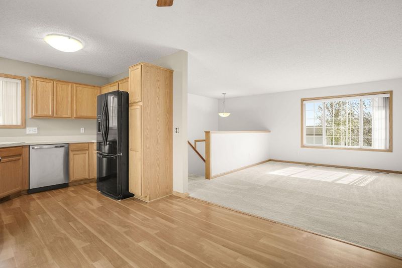 400 Gloria Ave, Green Isle, MN 55338