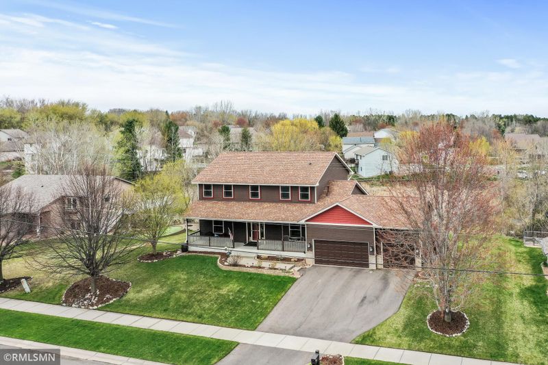 2190 Interlachen Dr, Stillwater, MN 55082