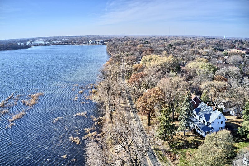 4669 Lake Ave, White Bear Lake, MN 55110