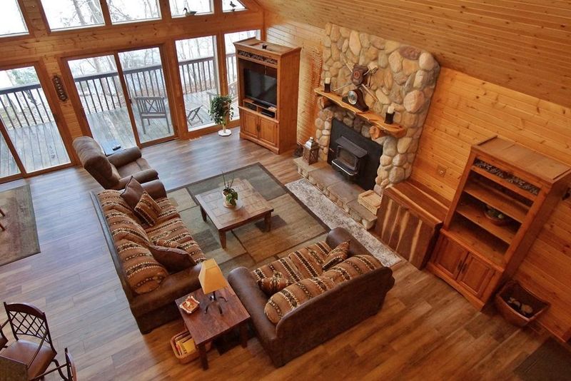 W1915 County Highway B, Stone Lake, WI 54876