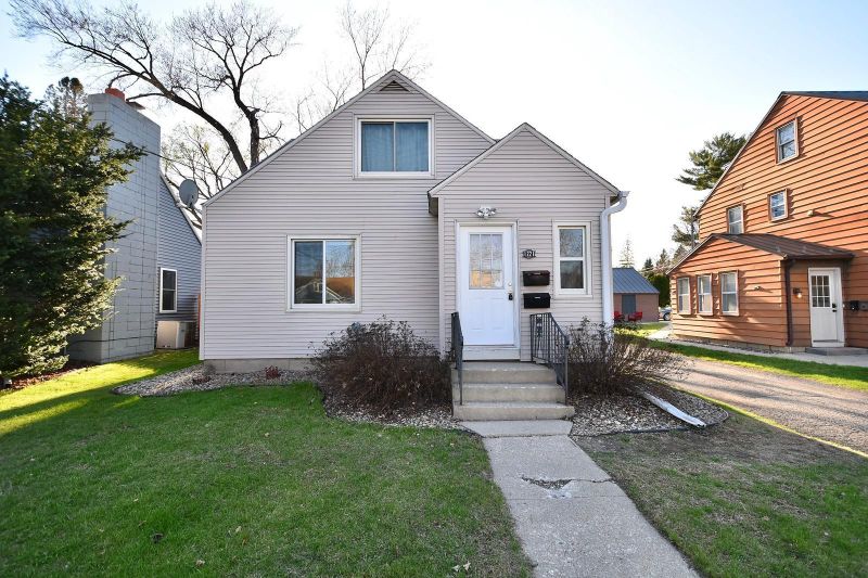 1221 8th Ave NW, Rochester, MN 55901