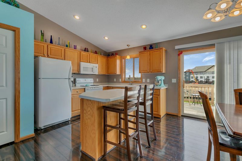 322 Jefferson Ln, Saint Joseph, MN 56374