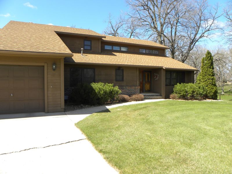 1902 Autumn Dr NW, Alexandria, MN 56308