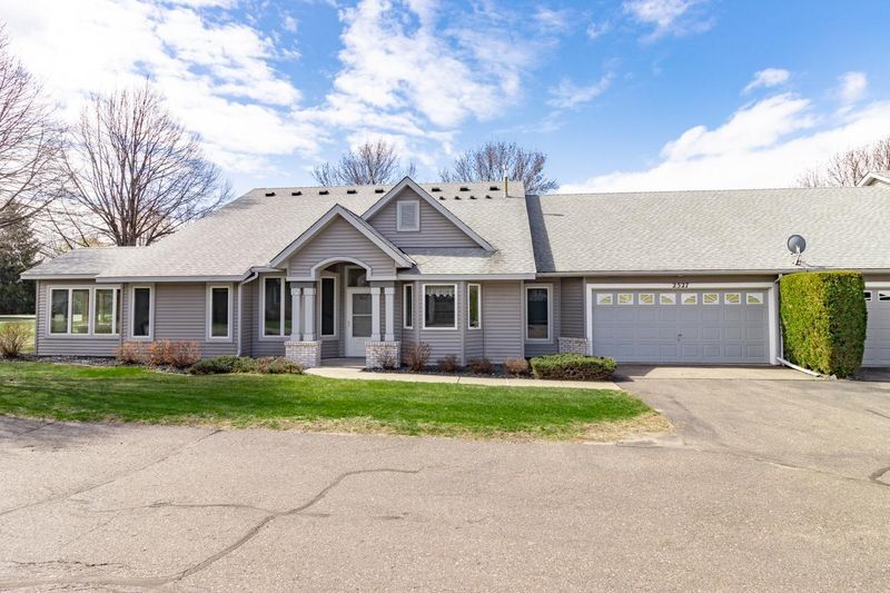 2527 Manitou Ln, White Bear Lake, MN 55110