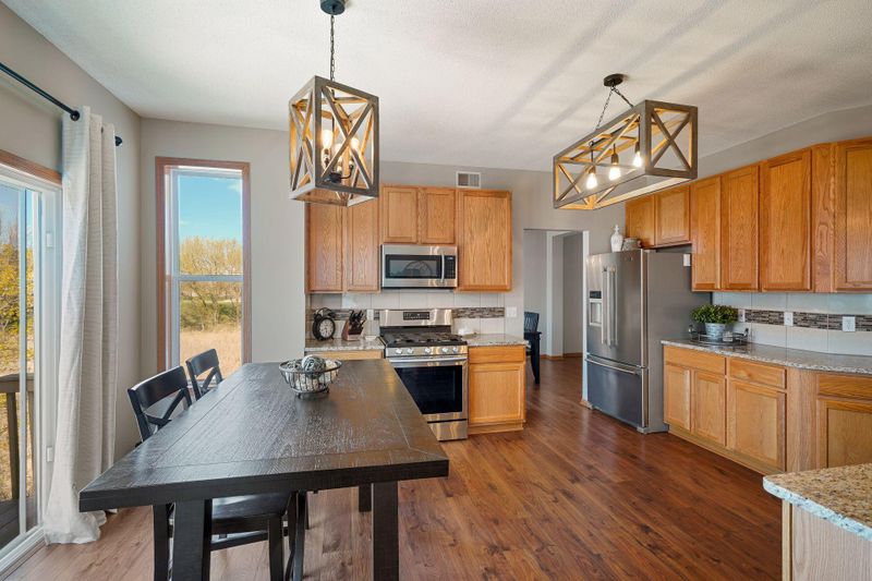 9257 Peony Ln N, Maple Grove, MN 55311