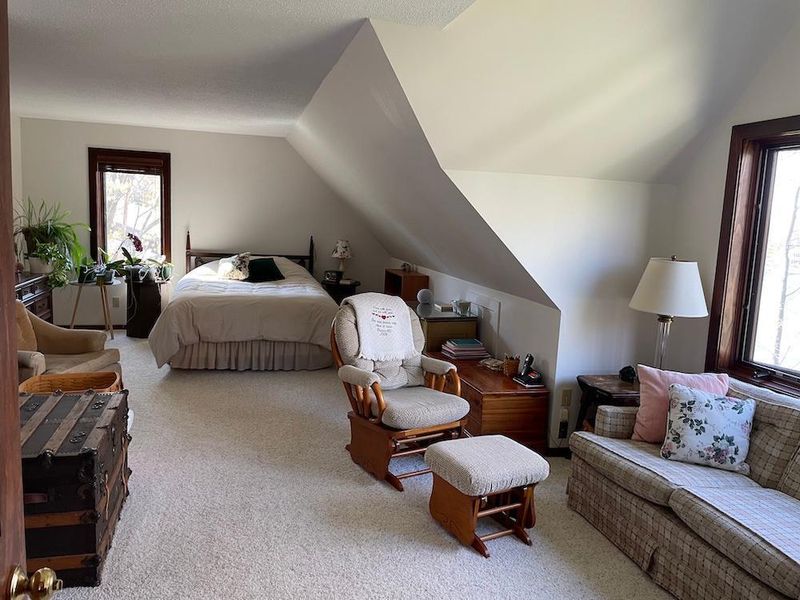 6255 Lake Sarah Heights Dr, Rockford, MN 55373