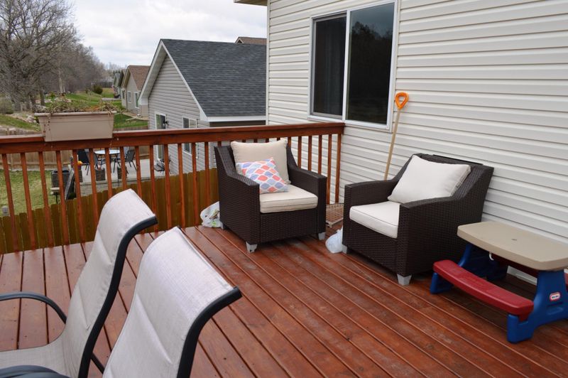 30322 Fox Run Rd, Stacy, MN 55079