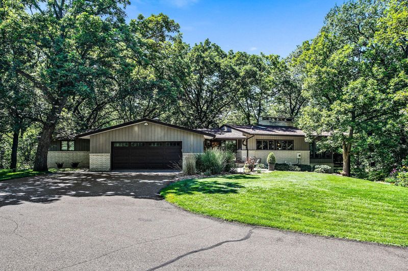 728 Timber Ln, Shoreview, MN 55126