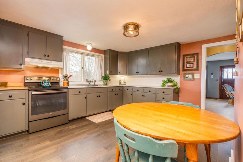 208 N 1st St, Luck, WI 54853