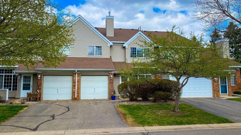 10929 Highland Rd, Bloomington, MN 55438