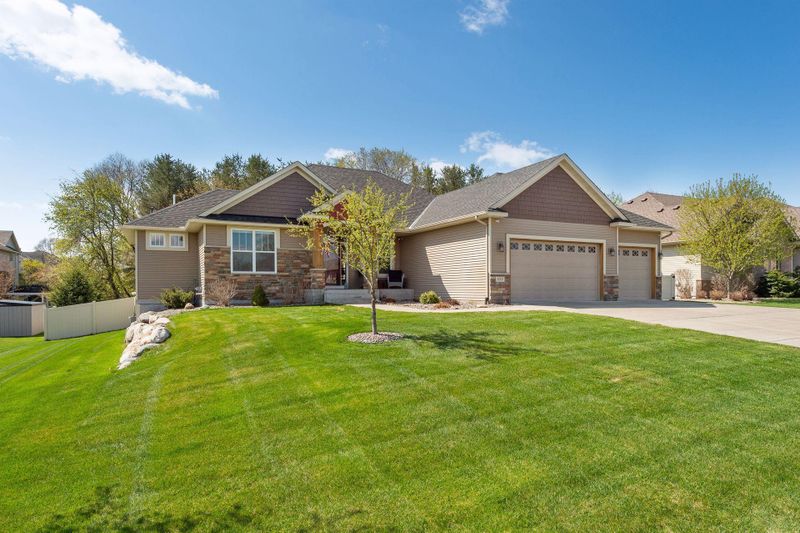 5005 104th Ave N, Brooklyn Park, MN 55443