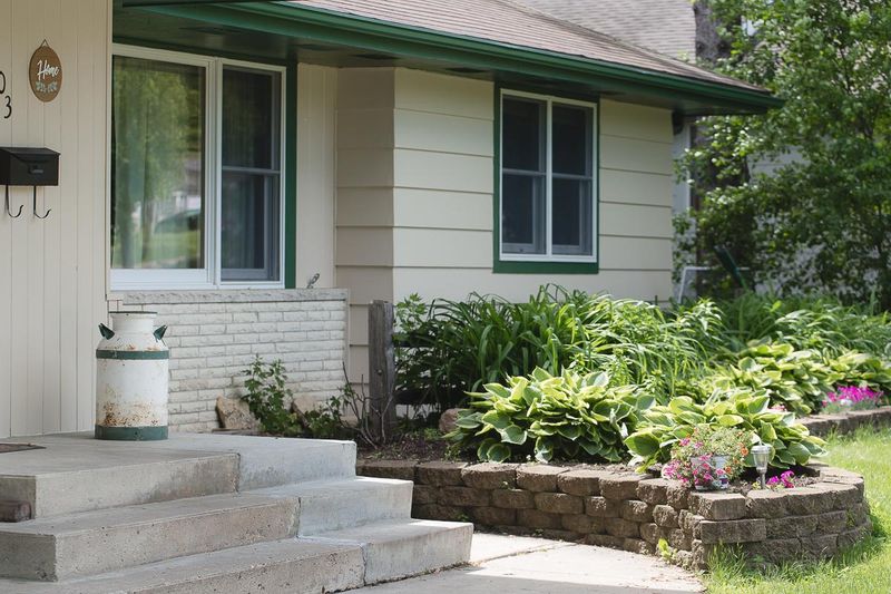 1003 Winona St S, Northfield, MN 55057