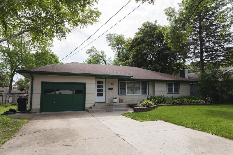 1003 Winona St S, Northfield, MN 55057