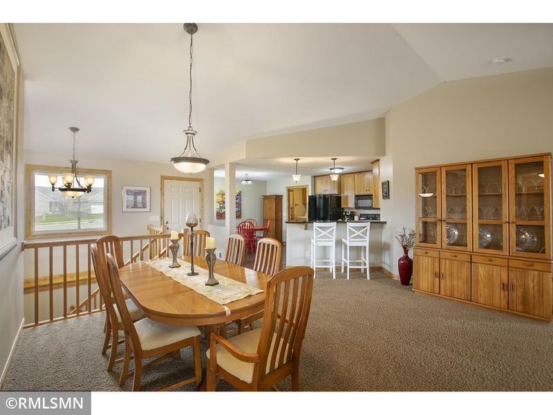 965 Breckenridge Ln, Montrose, MN 55363