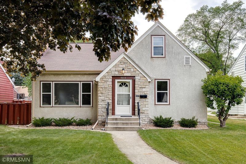 6012 10th Ave S, Minneapolis, MN 55417