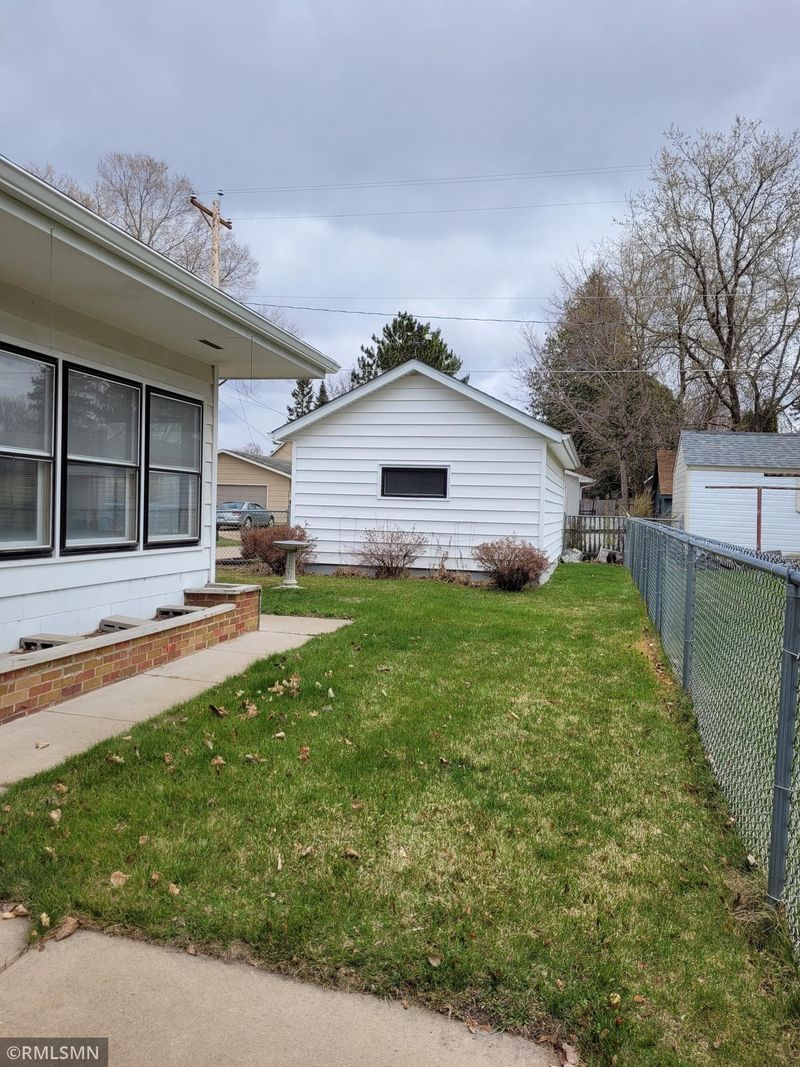 616 2nd Ave NE, Brainerd, MN 56401
