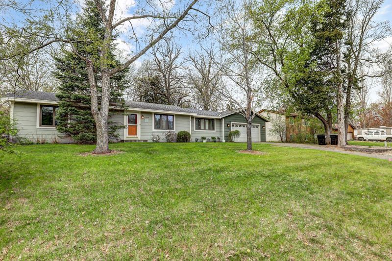 23514 Degardner Cir NW, Saint Francis, MN 55070