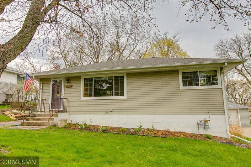 1421 Lancaster Ave, Saint Louis Park, MN 55426