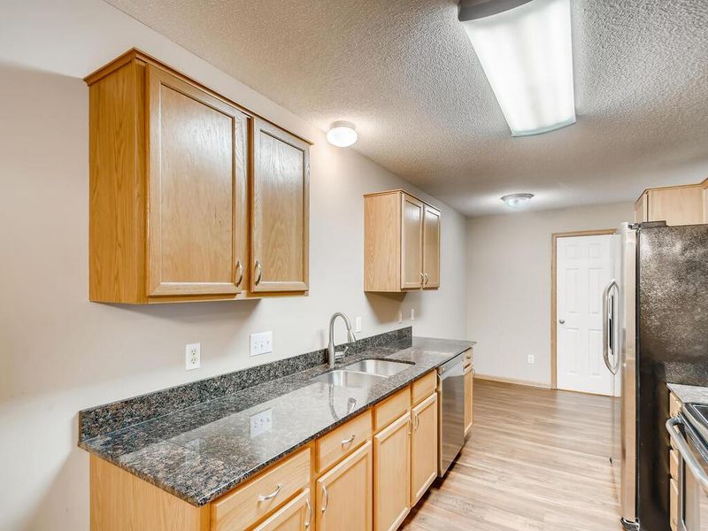 13835 Edgewood Ave, Savage, MN 55378
