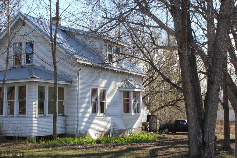 340 Central Ave S, Pease, MN 56353