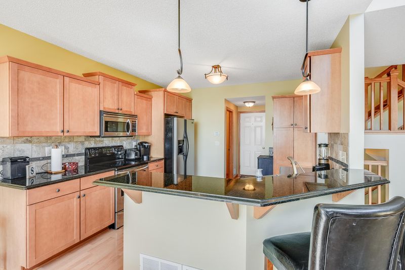 14341 Waterfall Ct NW, Prior Lake, MN 55372