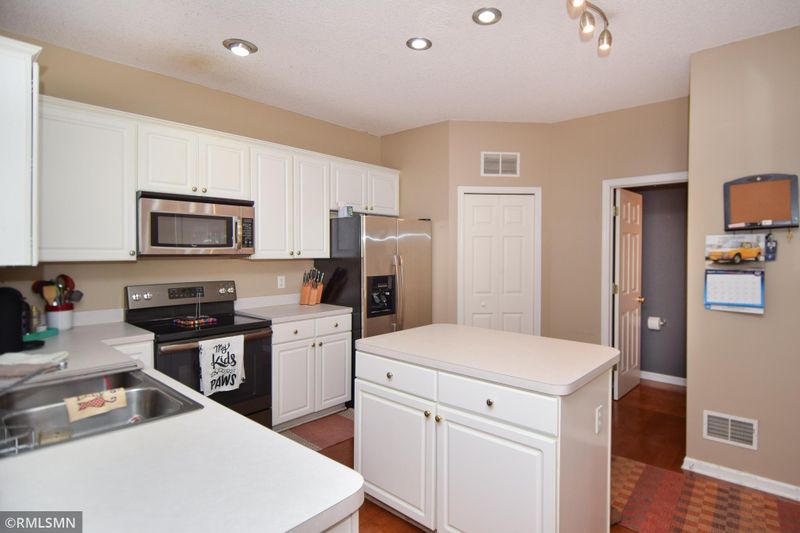 11358 Eldorado St NE #G, Blaine, MN 55449