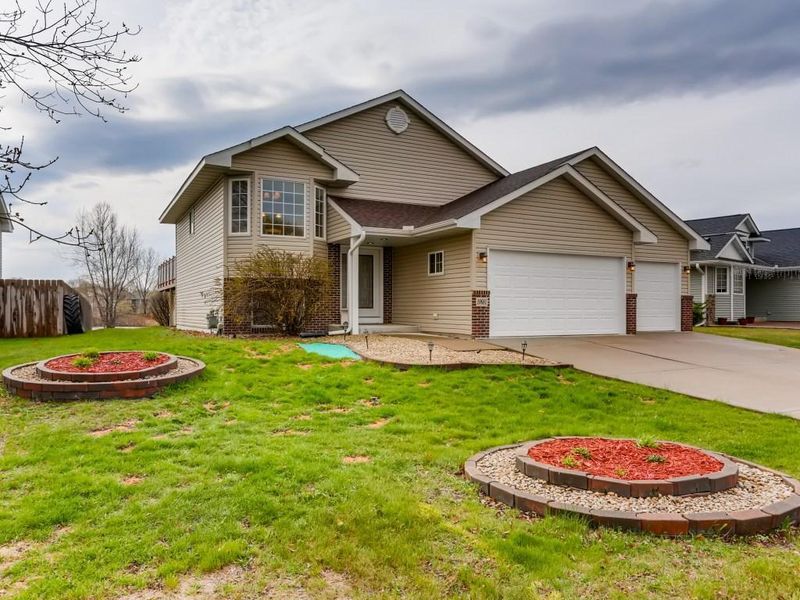 10681 Able St NE, Blaine, MN 55434