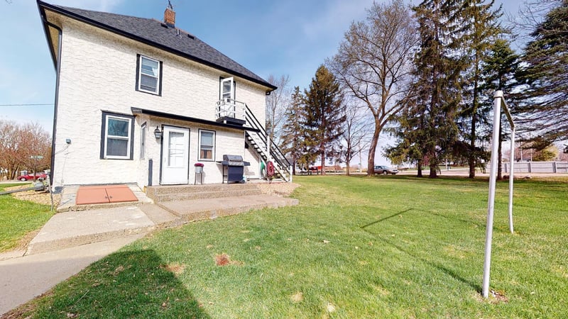 11262 Crow River Dr NE, Hanover, MN 55341