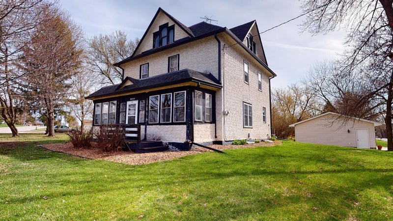 11262 Crow River Dr NE, Hanover, MN 55341