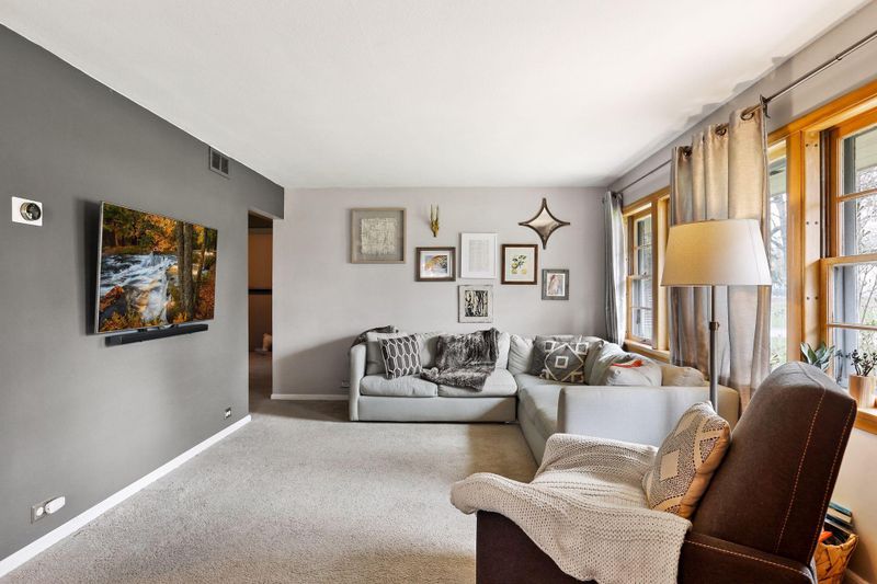 13308 Arthur St W, Minnetonka, MN 55305