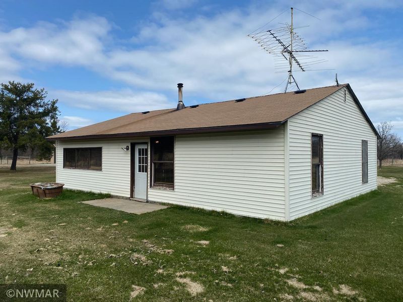 17181 Shotley Rd NE, Kelliher, MN 56650