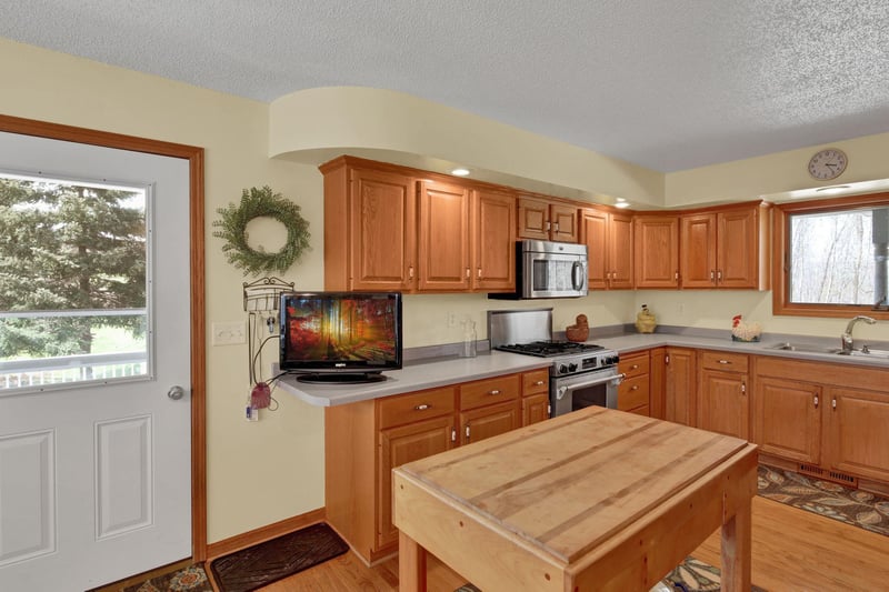 W7595 280th Ave, Hager City, WI 54014