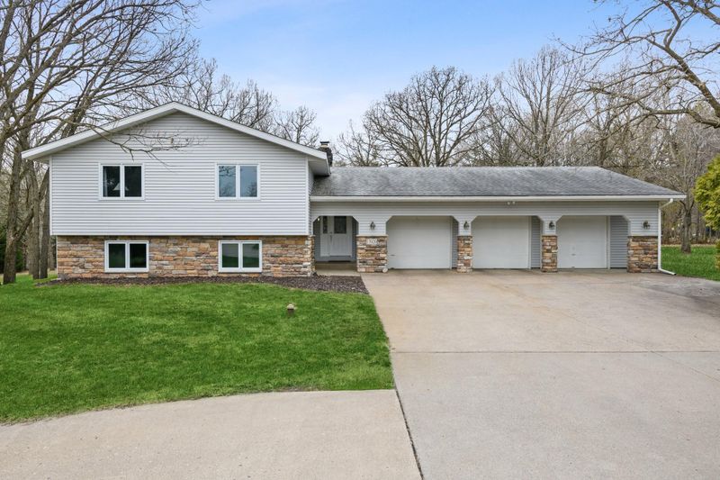 17020 Bittersweet St NW, Andover, MN 55304