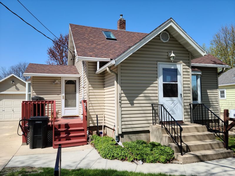 1241 5th Ave SE, Rochester, MN 55904
