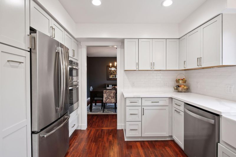 2975 Everest Ln N, Plymouth, MN 55447