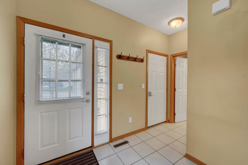 2183 Cool Stream Cir, Eagan, MN 55122