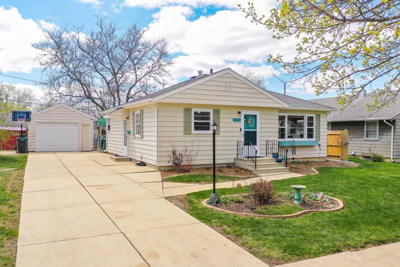 1913 1st Ave NW, Austin, MN 55912