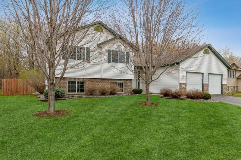 4662 Kaelin Ave NE, Saint Michael, MN 55376