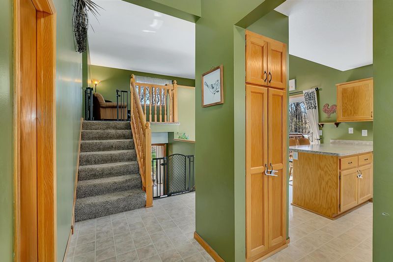 5824 Maple Rd, Princeton, MN 55371