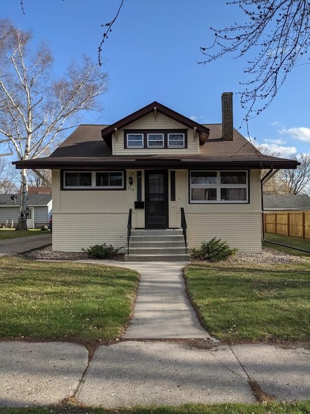 216 2nd Ave SE, Glenwood, MN 56334