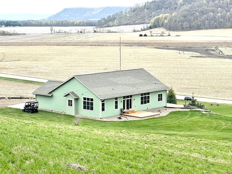 W8168 County Road D, Arkansaw, WI 54721